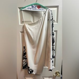 Nicole Miller Black and White One Sleeve Dress - Size 6